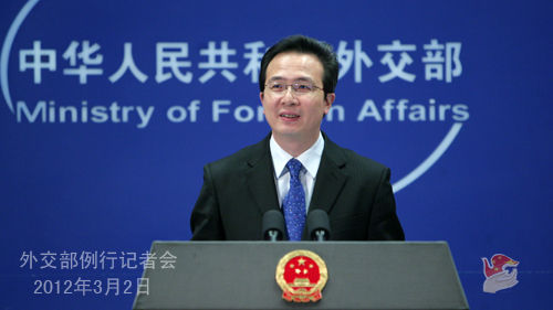 2012年3月2日,外交部發(fā)言人洪磊主持例行記者會。 2012年3月2日,外交部發(fā)言人洪磊主持例行記者會。
