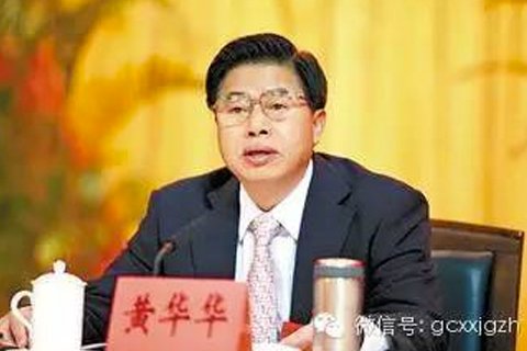 農(nóng)業(yè)與農(nóng)村委員會有兩位卸任封疆大吏:主任委員陳建國,曾任寧夏自治區(qū)黨委書記;副主任委員王金山,曾任安徽省委書記。