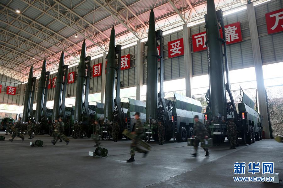 (新華全媒頭條·圖文互動(dòng))(11)沿著中國(guó)特色強(qiáng)軍之路闊步前進(jìn)——黨中央、中央軍委領(lǐng)導(dǎo)推進(jìn)國(guó)防和軍隊(duì)建設(shè)70年紀(jì)實(shí)