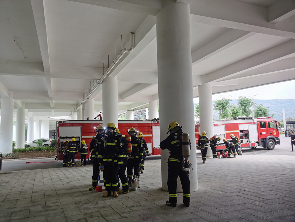 3(場外消防保障待命).jpg 3(場外消防保障待命).jpg
