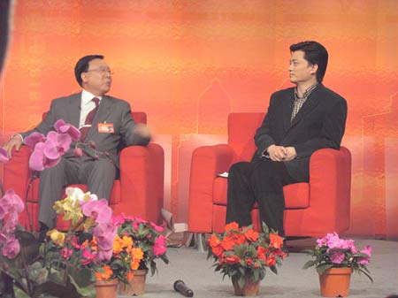 《小崔會(huì)客》專(zhuān)訪(fǎng)甘肅省長(zhǎng)陸浩節(jié)目花絮